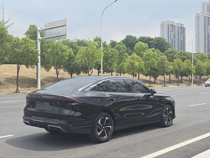 Geely Galaxy L6, 2024 — фото 5 из 9