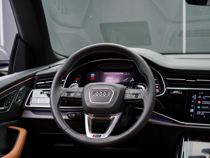 Audi RS Q8, 2023 — фото 8 из 12