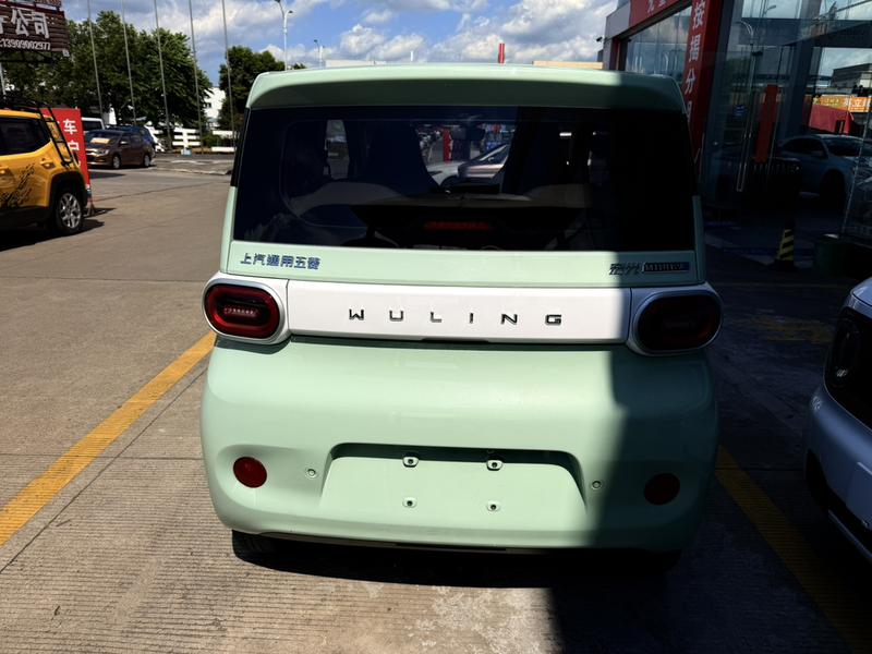 Wuling Mini EV, 2024 — фото 5 из 9