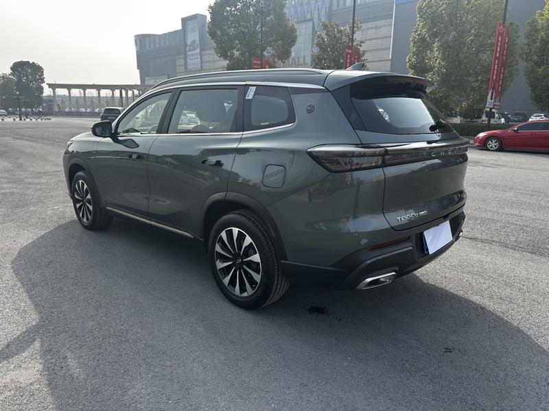 Chery Tiggo 8 Plus, 2024 — фото 4 из 10