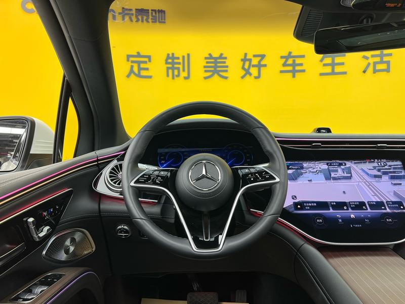Mercedes-Benz EQS SUV, 2025 — фото 9 из 12