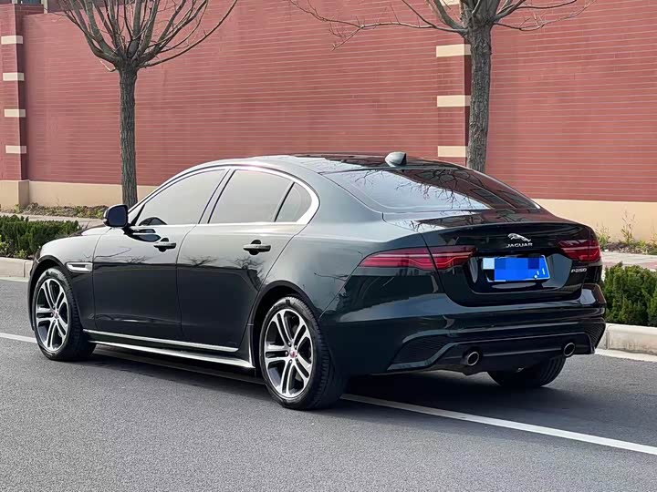 Jaguar XE L, 2023 — фото 3 из 9