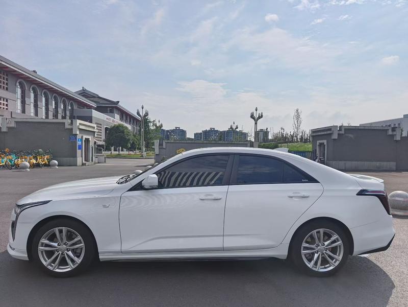 Cadillac CT4, 2022 — фото 3 из 9