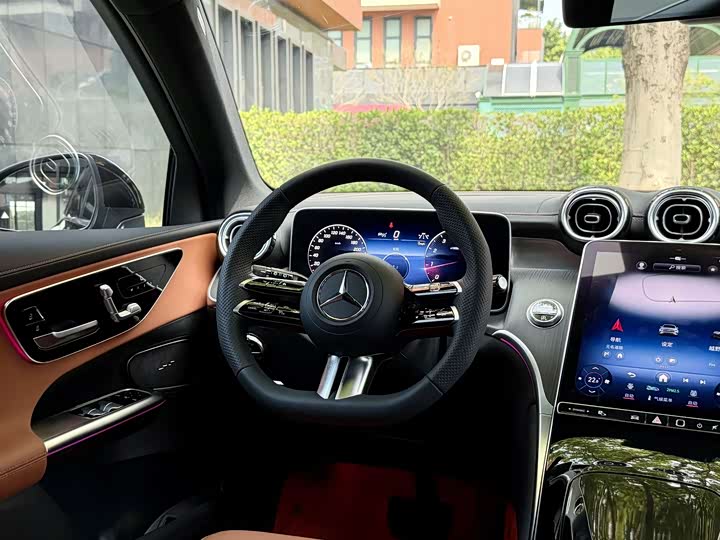Mercedes-Benz GLC-Class, 2023 — фото 5 из 9