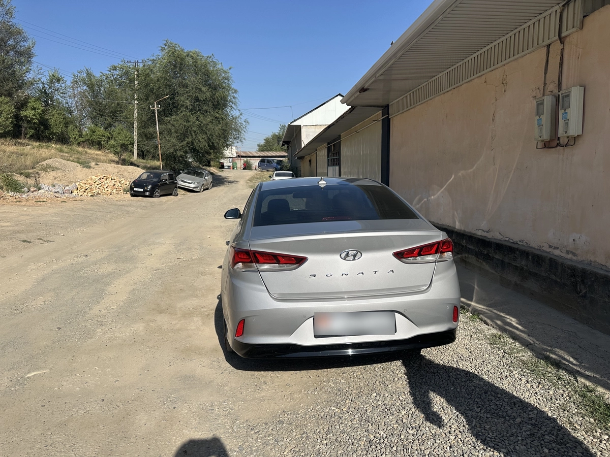 Hyundai Sonata, 2022 — фото 2 из 4