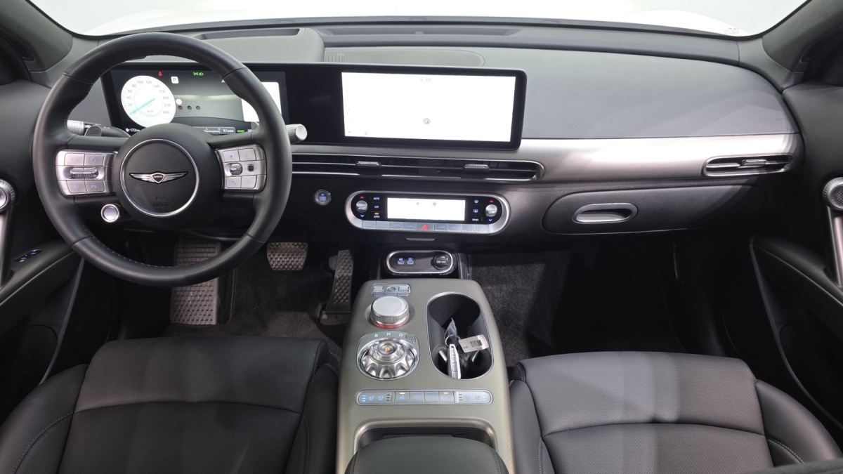 Genesis GV60, 2022 — фото 7 из 12