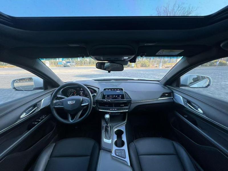 Cadillac CT4, 2023 — фото 7 из 11