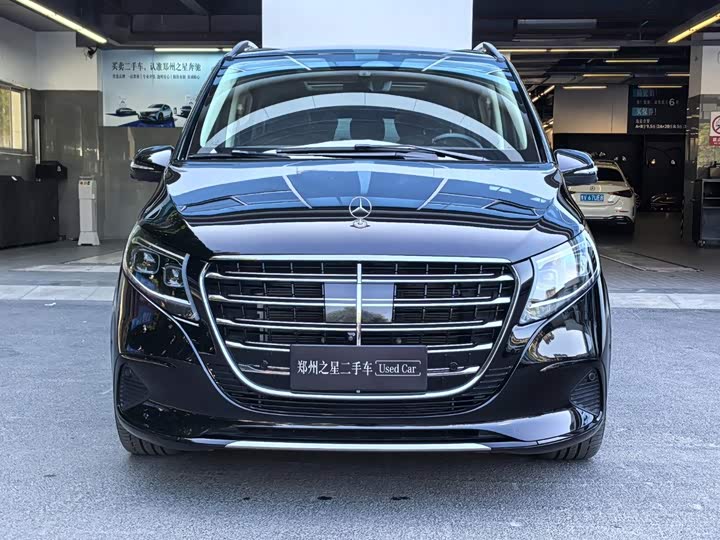 Mercedes-Benz V-Class, 2024 — фото 2 из 9