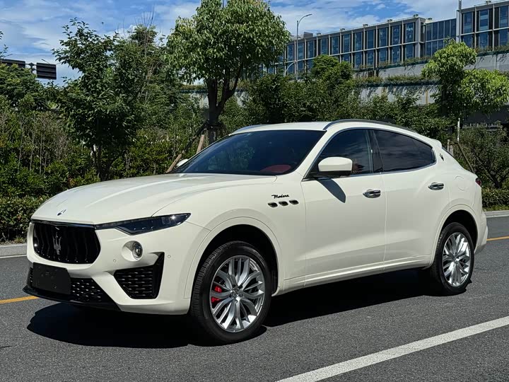 Maserati Levante, 2022 — купить в Самаре под ключ