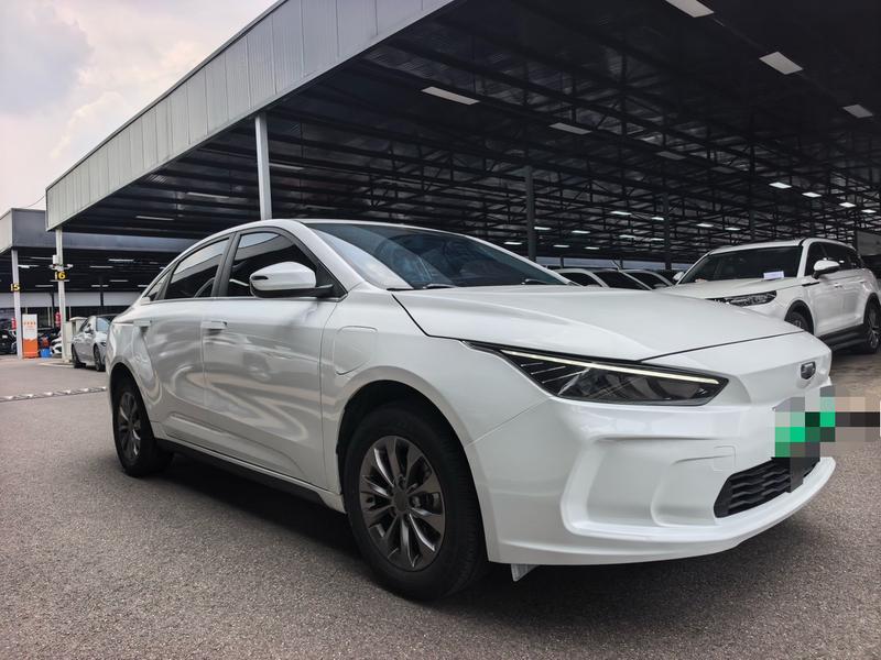 Geely Geometry A, 2022 — фото 3 из 12