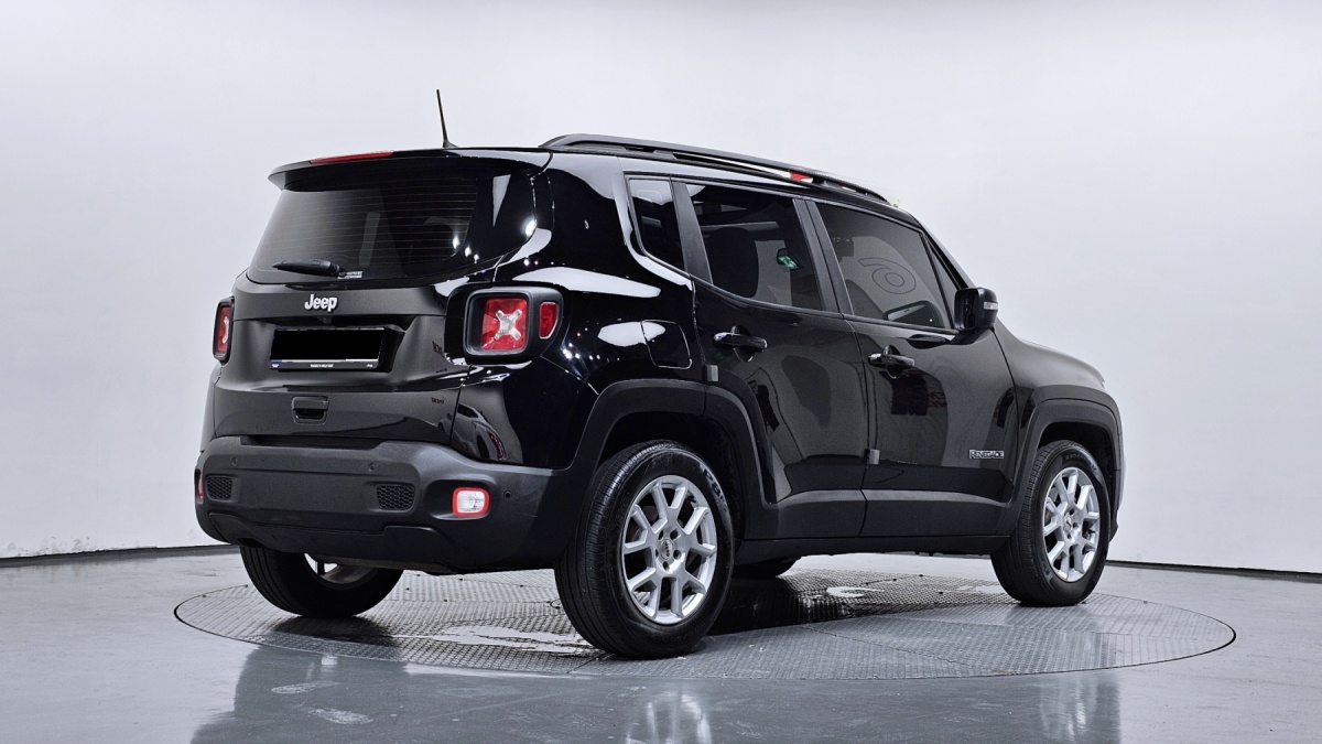 Jeep Renegade, 2022 — фото 2 из 12