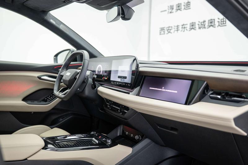 Audi Q6L e-tron, 2025 — фото 6 из 12