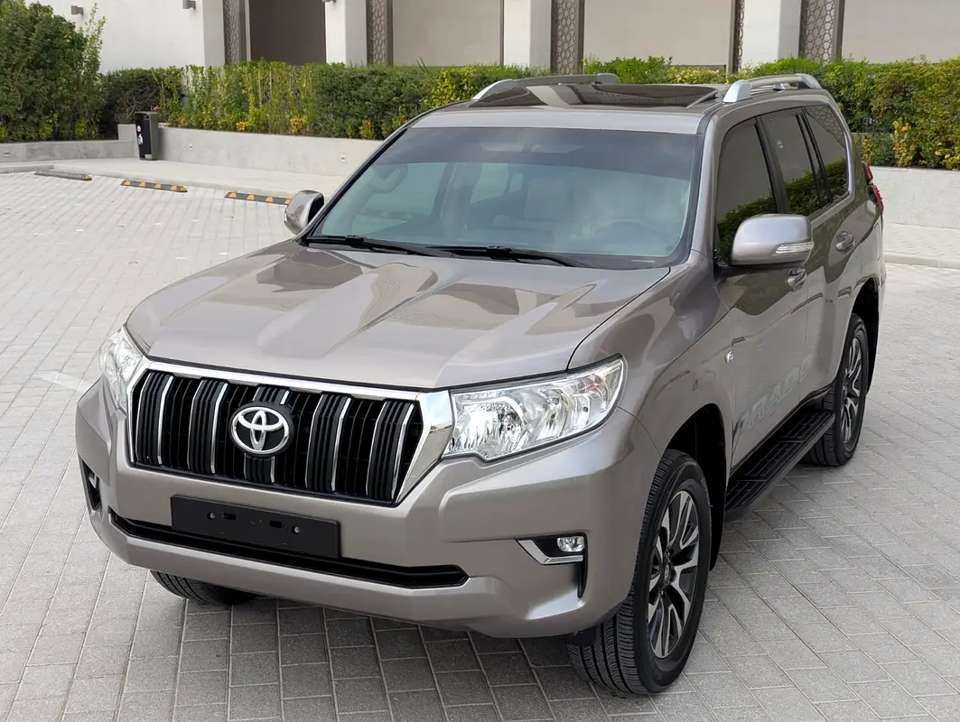 Toyota Prado, 2022 — фото 2 из 10