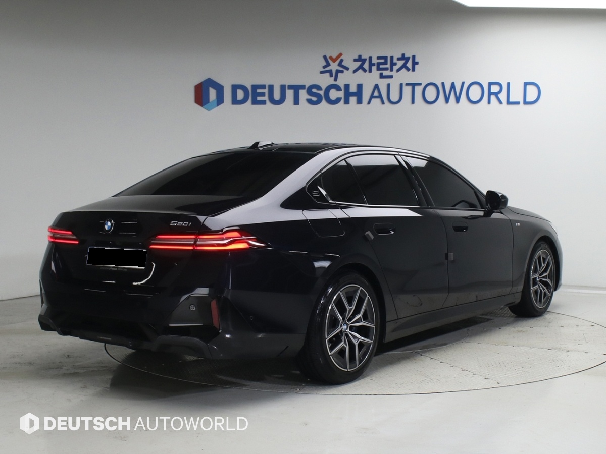 BMW 5 Series, 2024 — фото 3 из 12