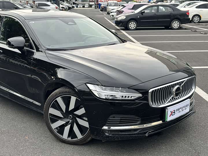 Volvo S90 Hybrid, 2024 — фото 5 из 9