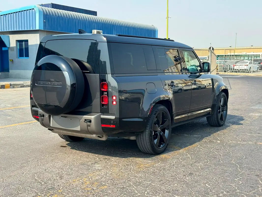 Land Rover Defender, 2026 — фото 6 из 10