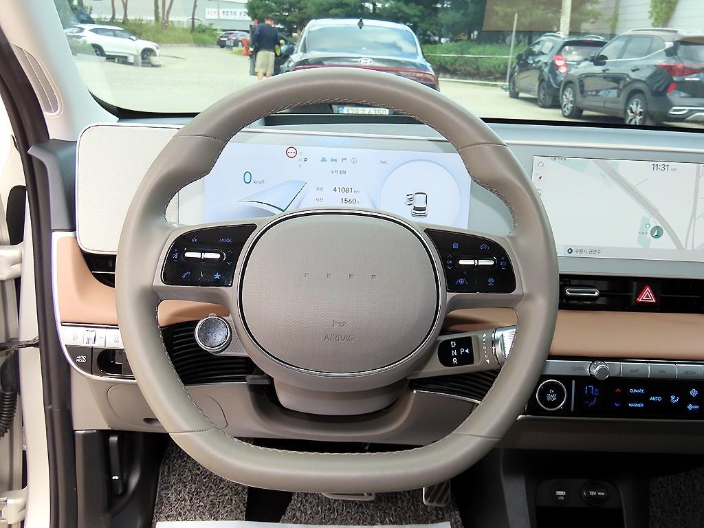 Hyundai Ioniq 5, 2024 — фото 7 из 12