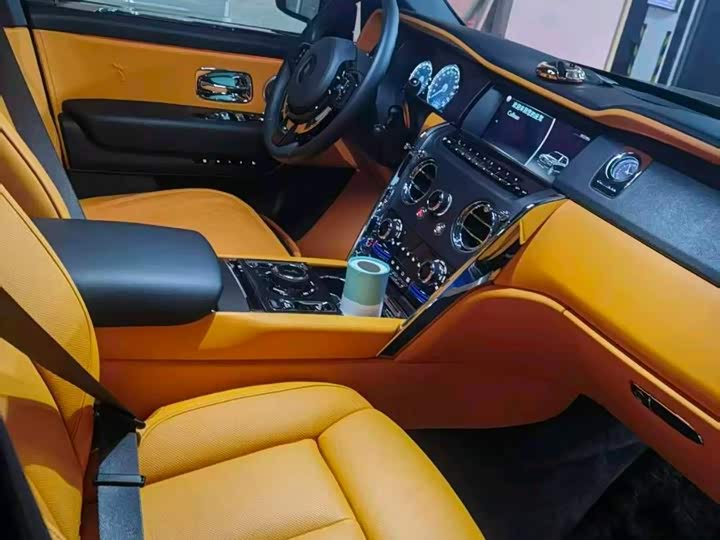 Rolls-Royce Cullinan, 2023 — фото 2 из 5