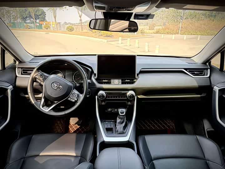 Toyota Wildlander, 2021 — фото 9 из 10