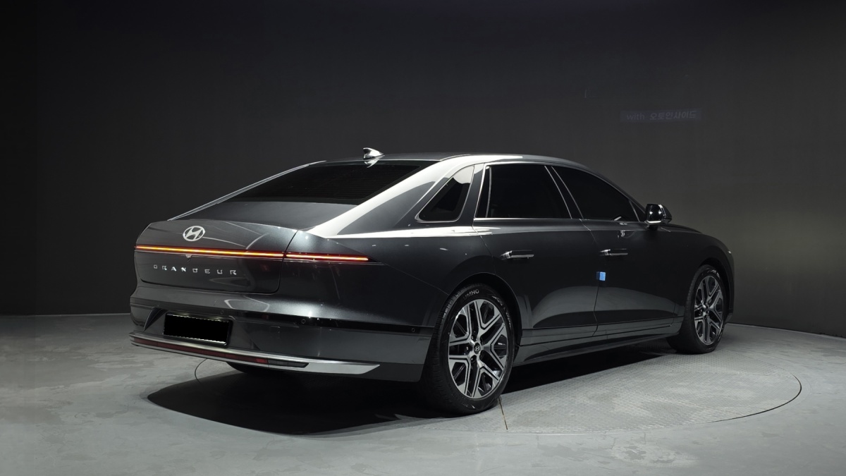 Hyundai Grandeur, 2023 — фото 2 из 12