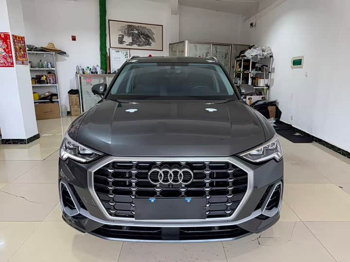 Audi Q3, 2023 — фото 2 из 9
