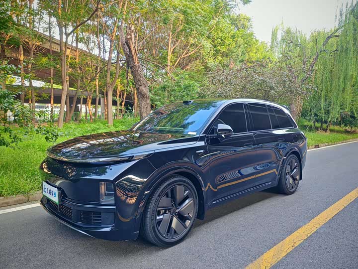 LiXiang L8, 2025 — купить в Иванове под ключ