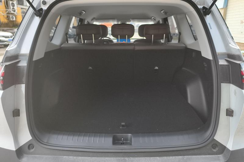 Wuling Starlight 560, 2026 — фото 10 из 11