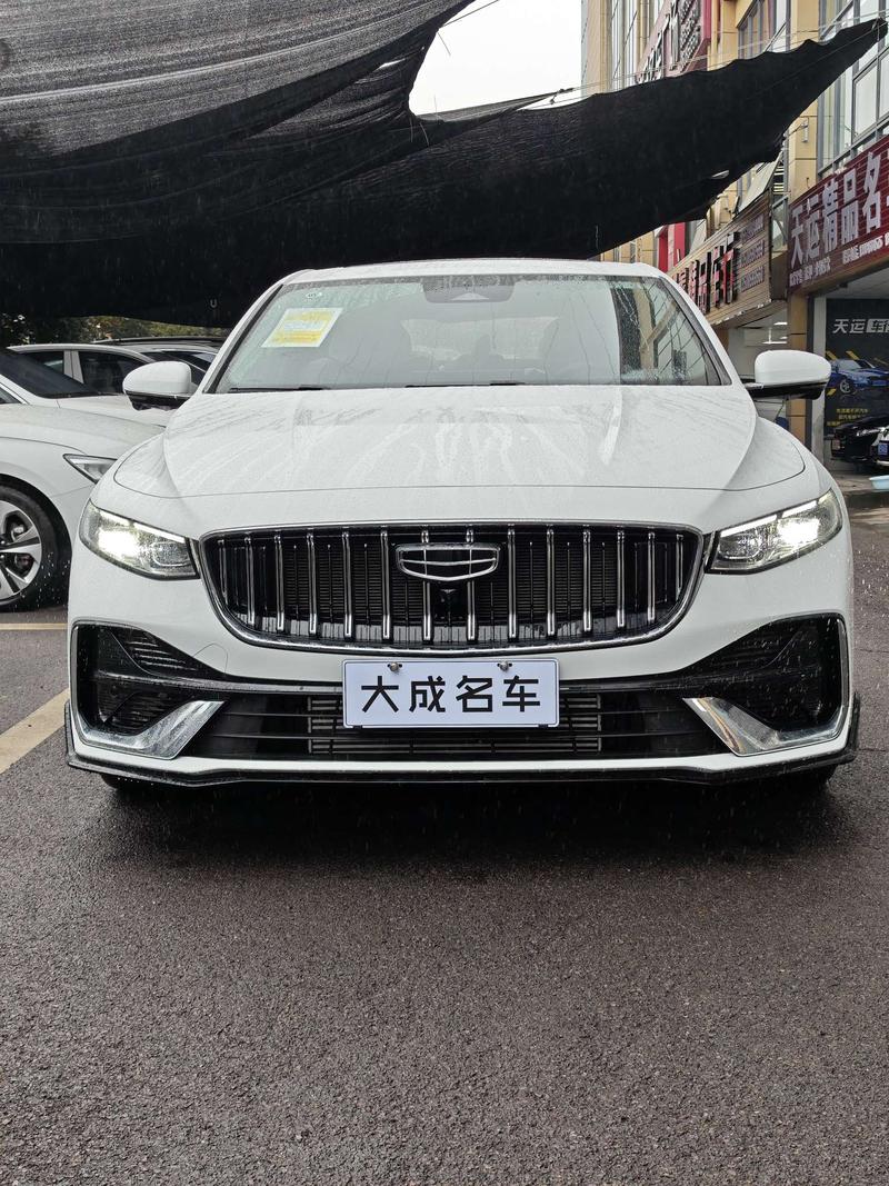 Geely Preface, 2025 — фото 2 из 12