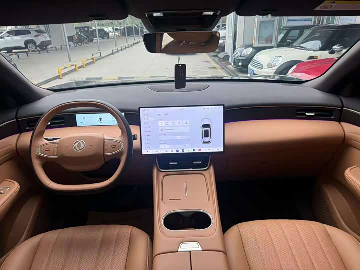 Dongfeng Aeolus L8, 2025 — фото 5 из 9