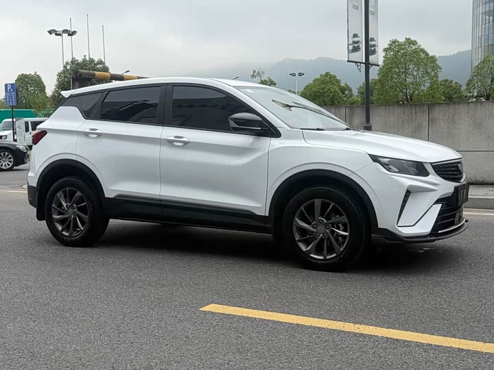 Geely Coolray, 2024 — фото 3 из 9