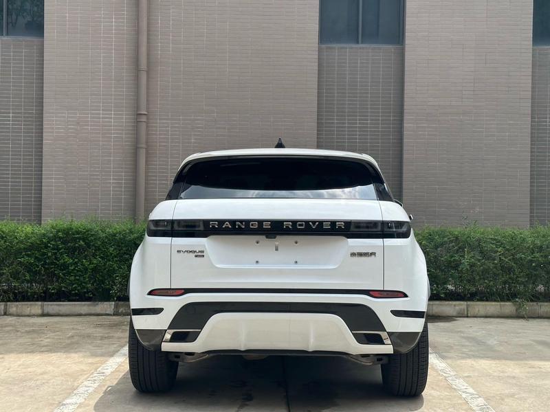 Land Rover Range Rover Evoque L Hybrid, 2022 — фото 5 из 10