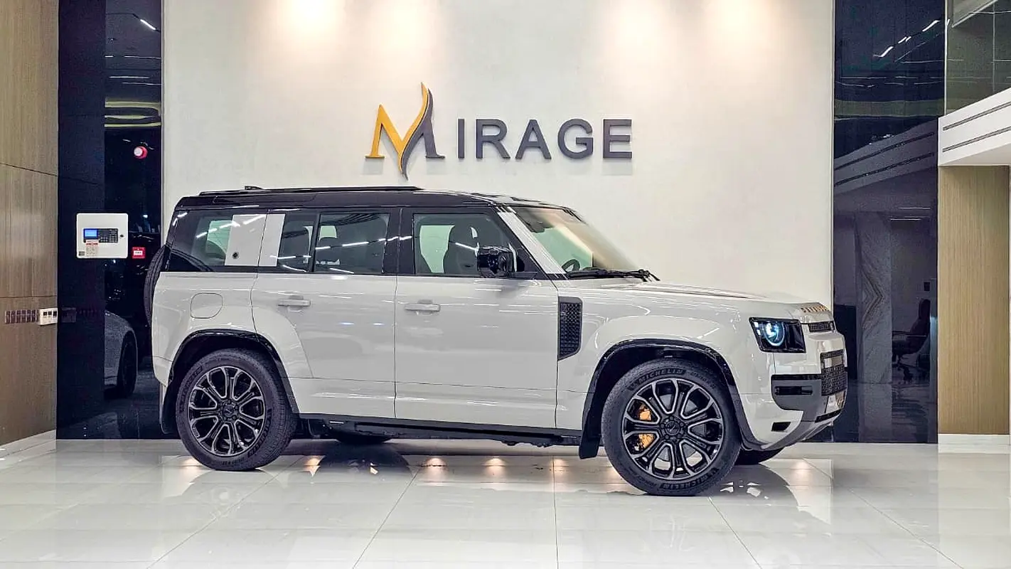 Land Rover Defender, 2026