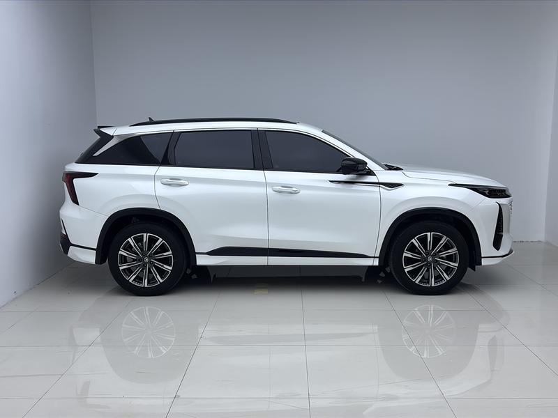 Changan CS75 Plus, 2024 — фото 8 из 12