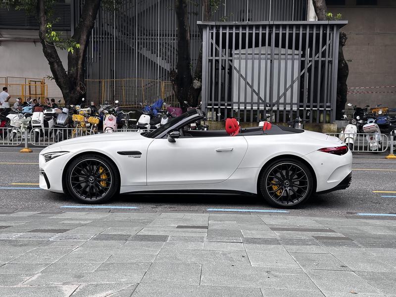 Mercedes-Benz SL-Class AMG, 2024 — фото 3 из 12