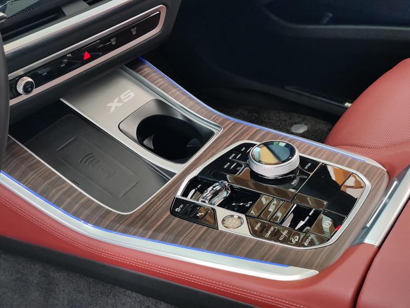 BMW X5, 2023 — фото 10 из 12