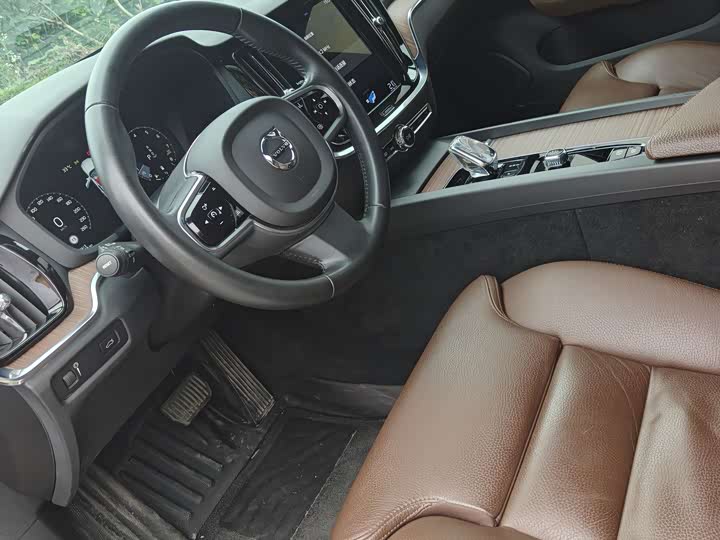 Volvo S60, 2021 — фото 6 из 9