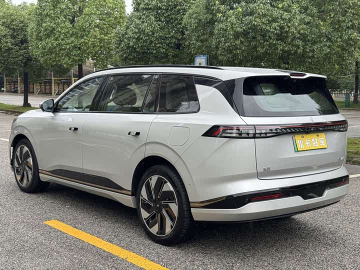 Dongfeng Yipai eπ 008, 2025 — фото 8 из 9