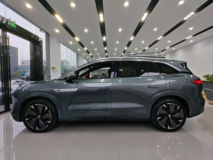 BYD Tang L, 2025 — фото 8 из 9