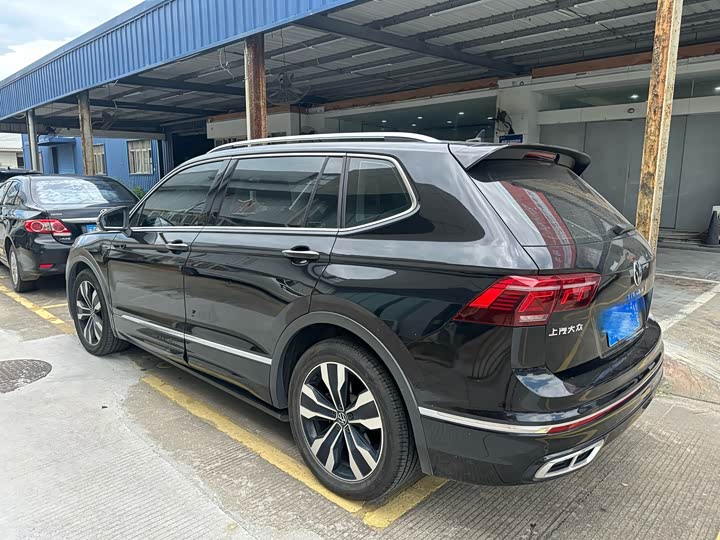 Volkswagen Tiguan L Pro, 2022 — фото 3 из 7