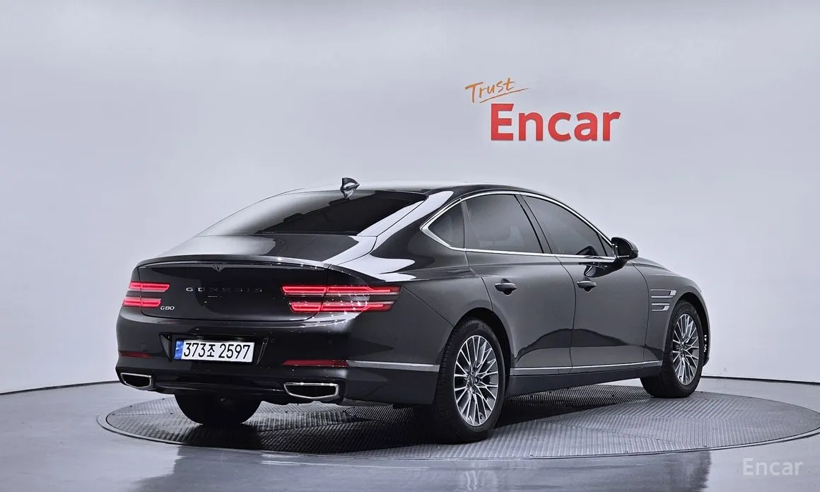 Genesis G80, 2022 — фото 2 из 12
