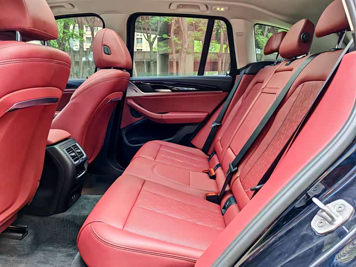 BMW X3, 2024 — фото 6 из 9