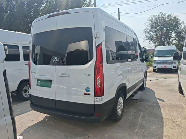 Maxus V90, 2024 — фото 5 из 9