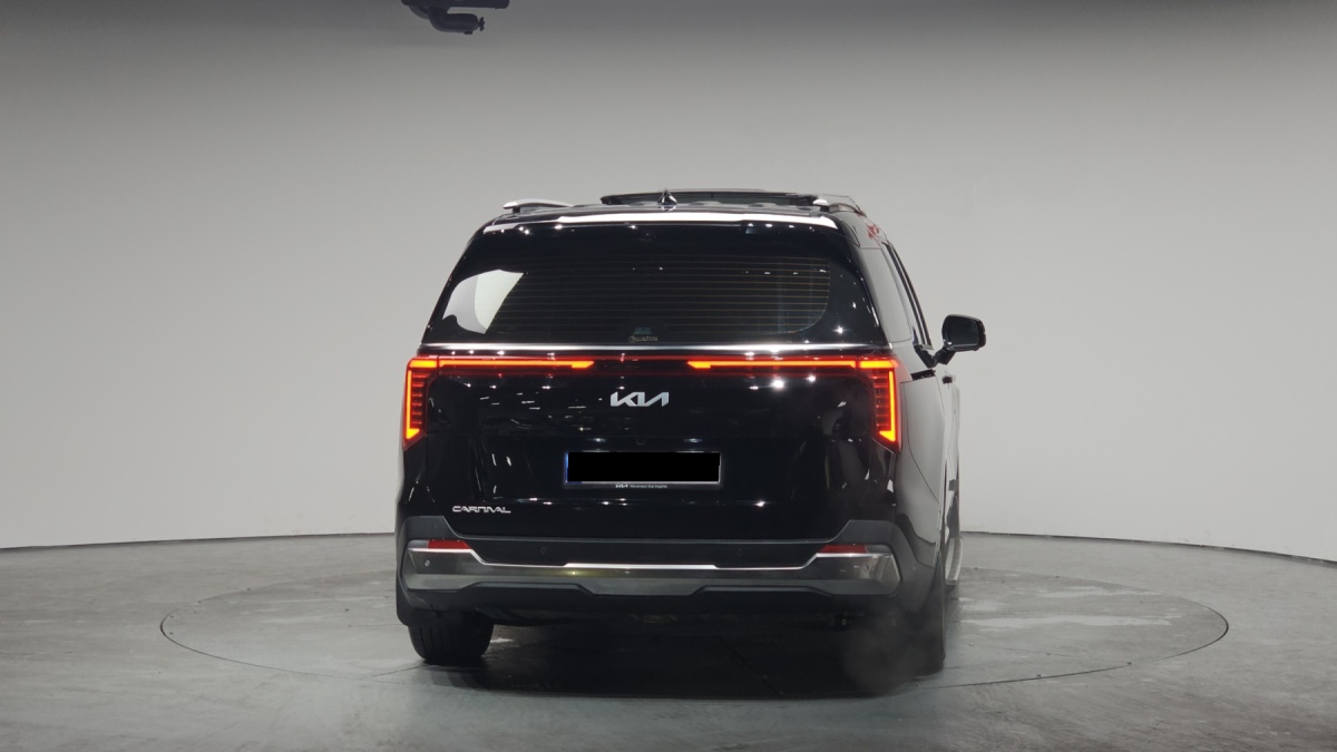 Kia Carnival, 2024 — фото 4 из 12