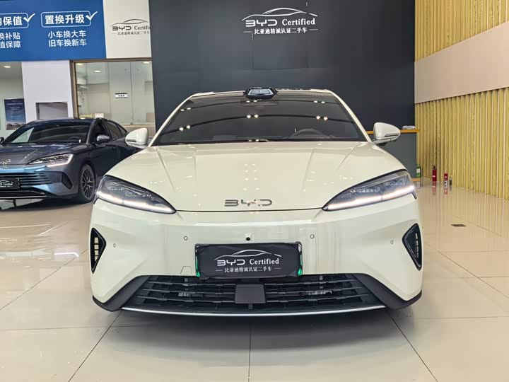 BYD Seal 07 DM-i Hybrid, 2025 — фото 2 из 9