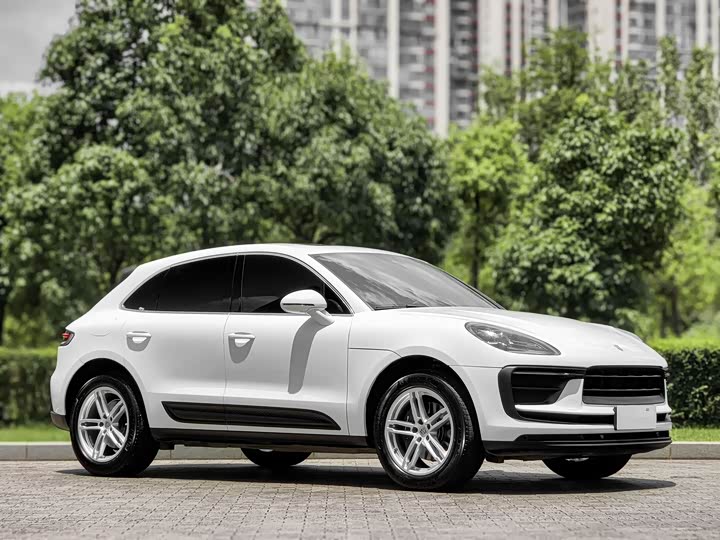 Porsche Macan, 2022 — фото 2 из 3