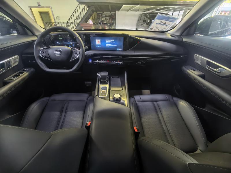 Dongfeng Aeolus Huge, 2026 — фото 9 из 11