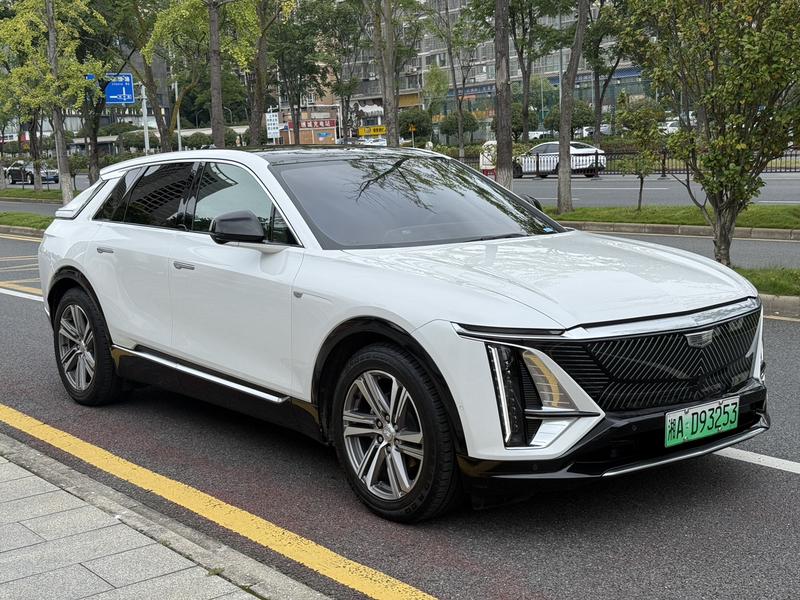 Cadillac Lyriq, 2022 — фото 3 из 11