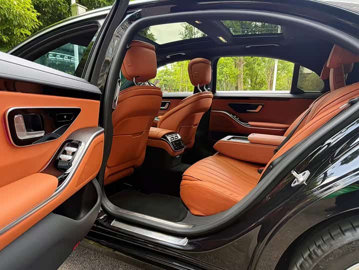 Mercedes-Benz S-Class, 2022 — фото 7 из 9