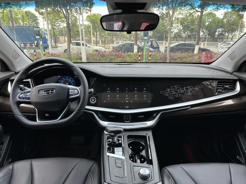 Geely Emgrand GT, 2023 — фото 12 из 12