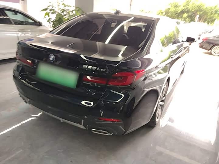BMW 5 Series Hybrid, 2022 — фото 7 из 9